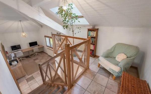 Maison à vendre    6 pièces • 246 m2 Messery