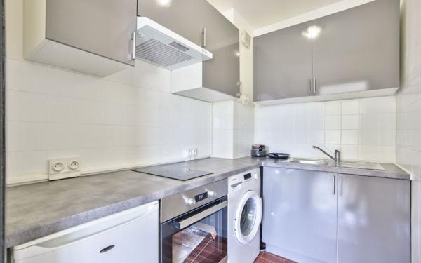 Appartement à louer    1 pièce • 30,20 m2 Mandelieu-la-Napoule