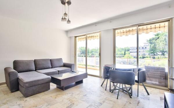 Appartement à louer    1 pièce • 30,20 m2 Mandelieu-la-Napoule