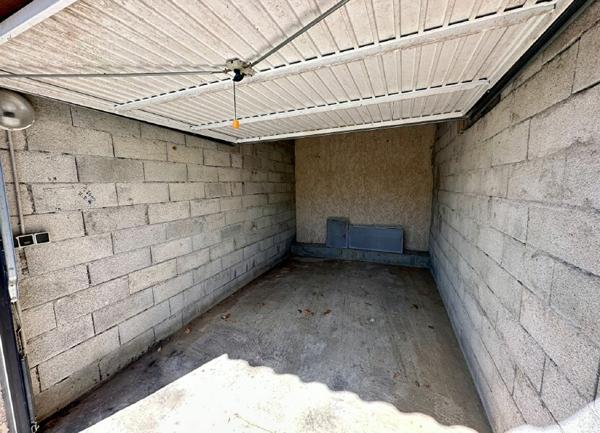 Maison à vendre    3 pièces •  Vallon-Pont-d'Arc