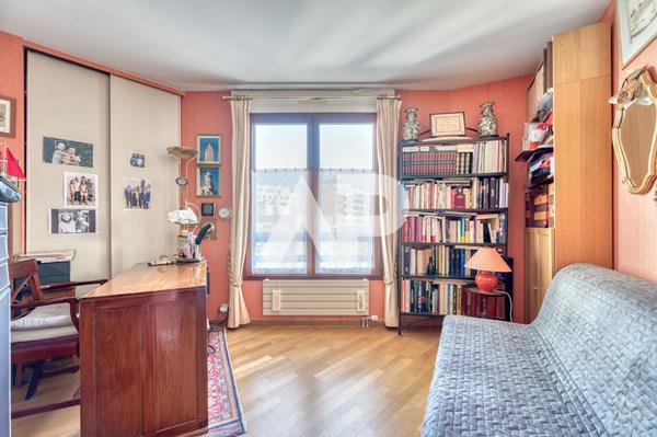 Appartement Rueil Malmaison 3 pièce(s) 87 m2 €567 000 ** - Référence 19508