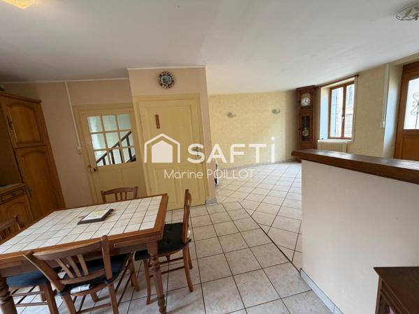 MAISON D'HABITATION 3 CHAMBRES, 30 MINUTES BEAUNE, 40 MINUTES CHALON SUR SAONE, 50 MINUTES DIJON