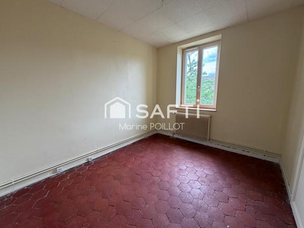 MAISON D'HABITATION 3 CHAMBRES, 30 MINUTES BEAUNE, 40 MINUTES CHALON SUR SAONE, 50 MINUTES DIJON