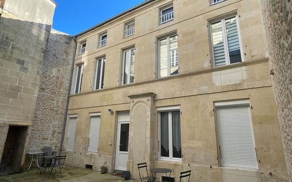 Appartement à louer    3 pièces •  Rochefort