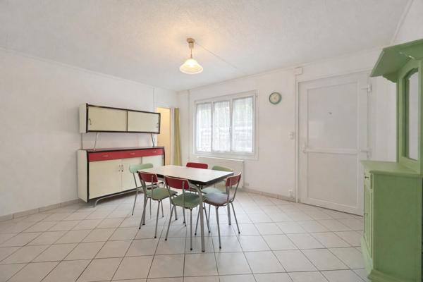 Maison dans secteur calme