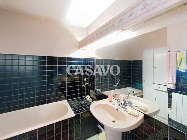 Vente Appartement 2 pièces de 41m² - 33800 Bordeaux