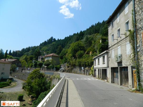 Appartement rénové 68m², garage, cave