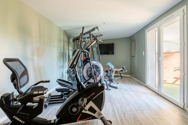 Maison à vendre 5 pièces LA CIOTAT (13) Terrain 3000 M2