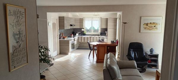 Maison 4 chambres + bureau + jardin en impasse