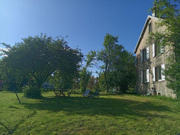MAISON 135M² SUR 1371M² DE TERRAIN CONSTRUCTIBLE PROCHE HERICOURT