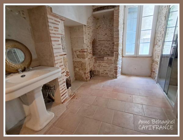 Lamontjoie Maison de village à vendre 196m2,à terminer de rénover