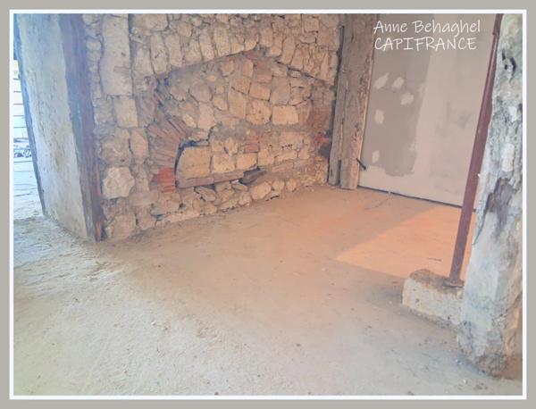 Lamontjoie Maison de village à vendre 196m2,à terminer de rénover