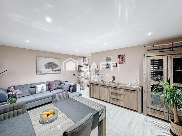 MAISON RENOVEE - QUARTIER PAISIBLE - CHAMBRE RDC