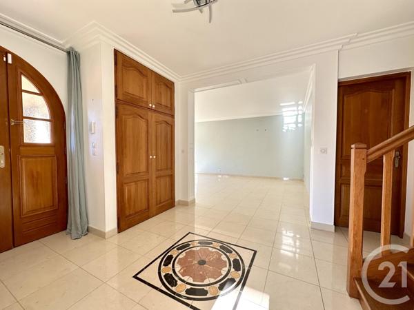 Maison à vendre  6 pièces - 168,53 m2 LA CELLE ST CLOUD - 78