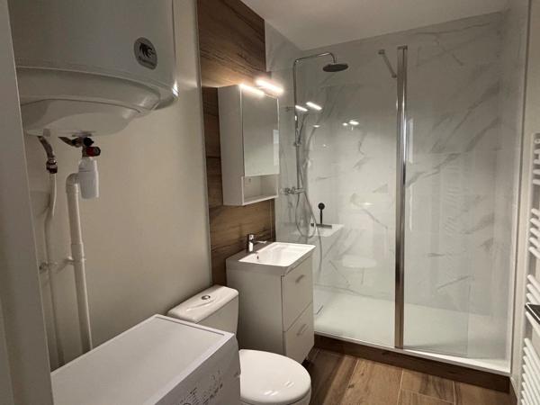 Location                                                      Appartement
                        
                     1 pièces                      32 m2                     à Chartres