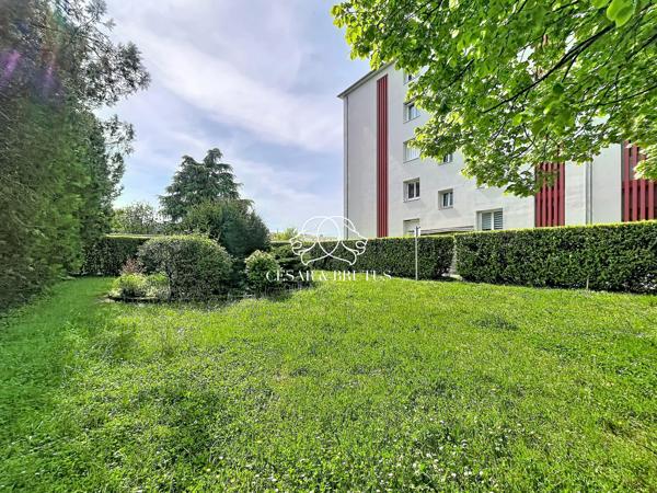 PONT-EVEQUE CENTRE – T3 – 58m² – GARAGE ET CAVE