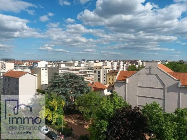 Villeurbanne GRATTE-CIEL (A proximité Métros REPUBLIQUE et GRATTE-CIEL) et à 20 mn GARE PART-DIEU.