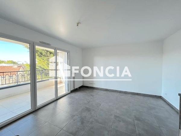 Location Appartement 2 pièces 41.04 m² - 120-124 AVENUE MEDERIC Noisy Le Grand 93160