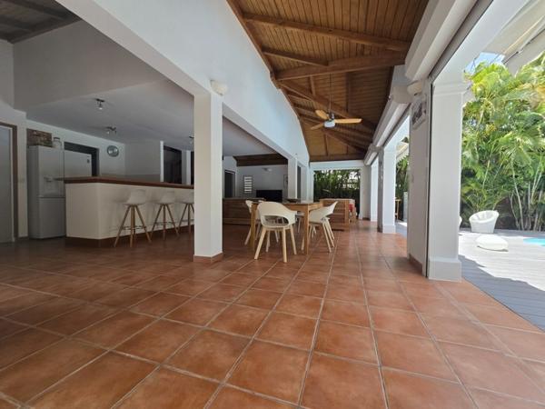 Maison à vendre 540 000 € Saint-François 4 p 121 m² DPE