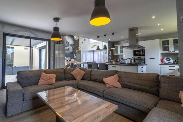 Maison Genouilly 7 pièce(s) 162.2 m2