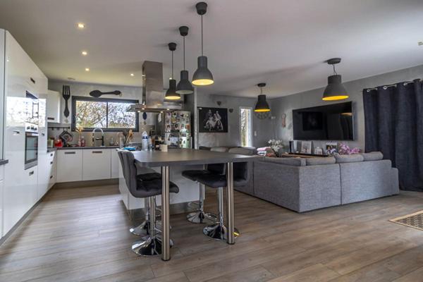 Maison Genouilly 7 pièce(s) 162.2 m2