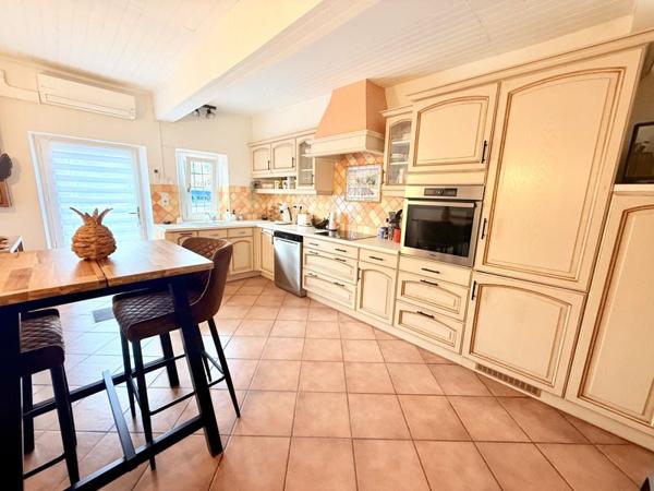 Maison à vendre |                                       Mas-Grenier |                                        2 pièces  |  50 m²