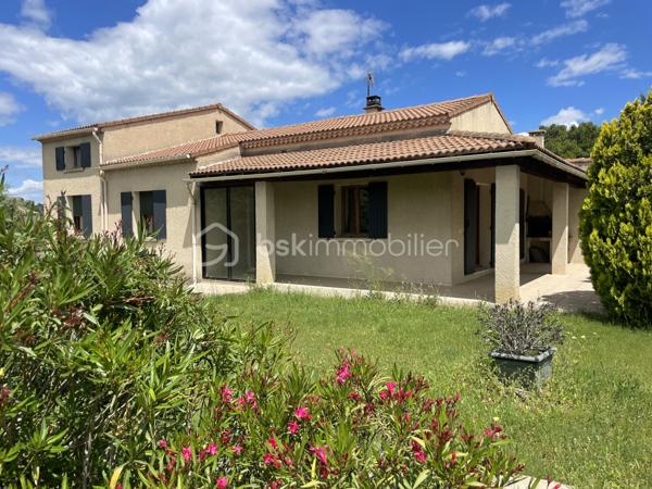 Maison traditionnelle de 122 m²