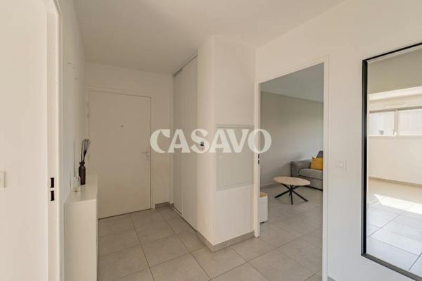 Vente Appartement 3 pièces de 64m² - 13610 Le Puy-Sainte-Réparade