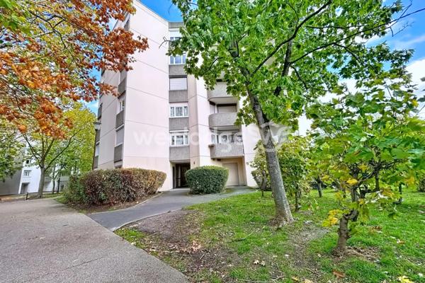 Appartement à vendre 2 pièces de 55 m² à Éragny
