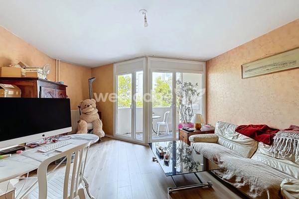 Appartement à vendre 2 pièces de 55 m² à Éragny