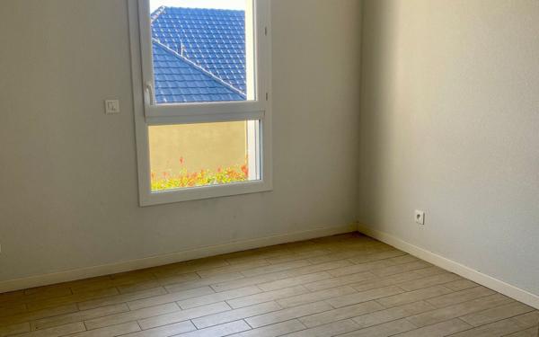 Appartement à vendre    4 pièces • 100,97 m2 Bénéjacq