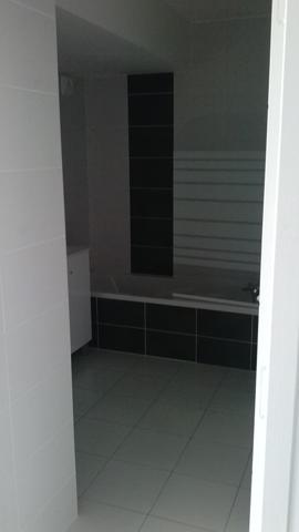 appartement 64m² + balcon 50m² + 2 places parking