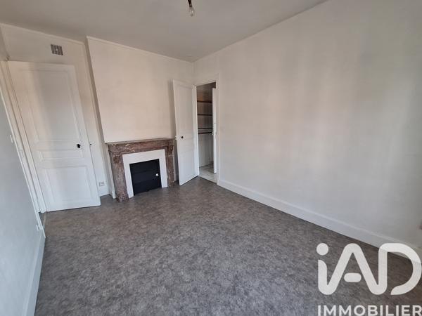 Immeuble à vendre 180 m² Attigny