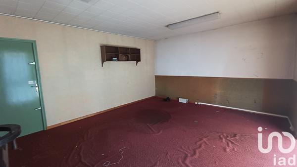 Immeuble à vendre 249 m² Lezay