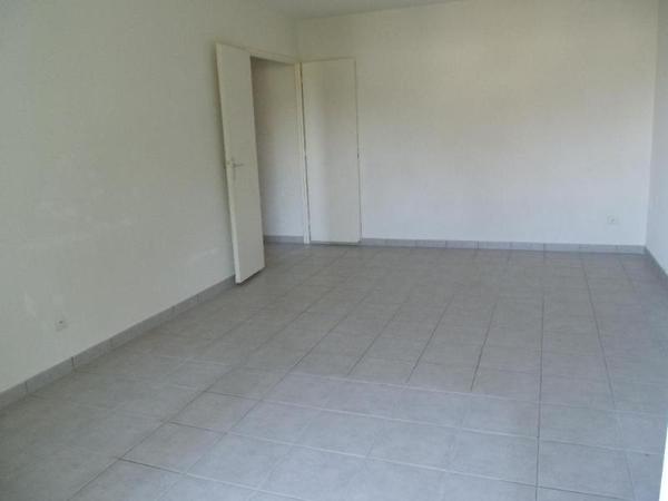 Appartement à louer 4 pièces 77.81m² Brive-la-Gaillarde (19100)