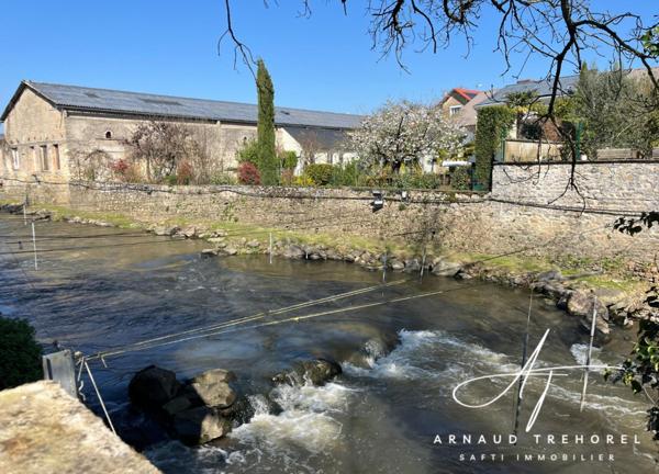 Maisonnette avec cours - coeur de sablé