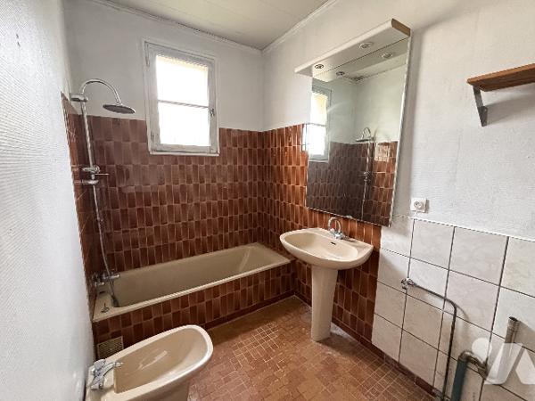 ACHAT : MAISON + GRANGES - Cannes-Ecluse - Seine-et-Marne (77)