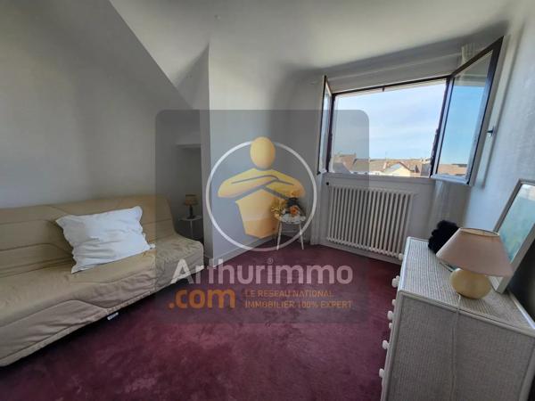 Vente                                                      Maison
                        
                     7 pièces                      242 m2                     à Ormesson-sur-Marne