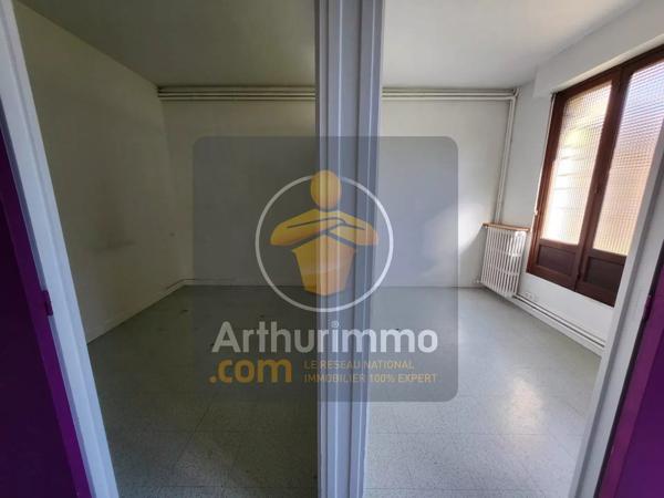 Vente                                                      Maison
                        
                     7 pièces                      242 m2                     à Ormesson-sur-Marne