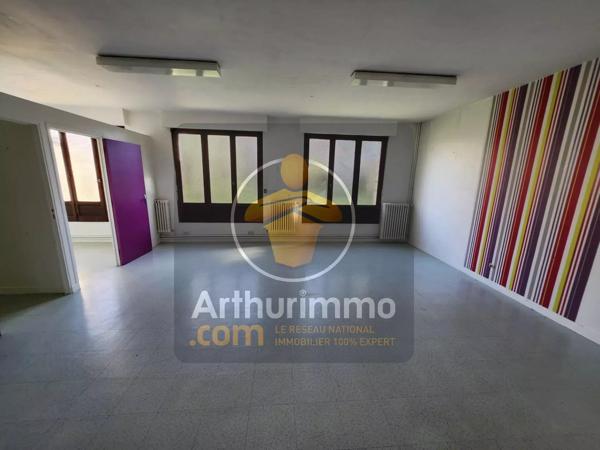 Vente                                                      Maison
                        
                     7 pièces                      242 m2                     à Ormesson-sur-Marne