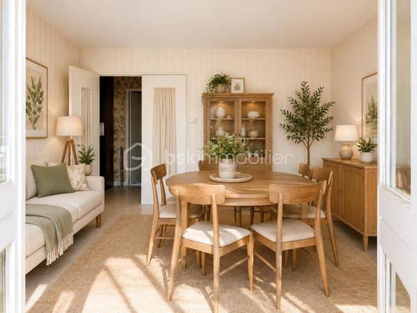 Situé dans l'une des résidences les plus recherchées de Corbeil-Essonnes, La résidence du val d'Essonne, découvrez cet appartement F3 de 69,23 m², offrant un fort potentiel après rénovation.

Au 1er étage d'une copropriété sécurisée de seulement trois étages, ce bien bénéficie d'un environnement calme et verdoyant, plein sud, sans aucun vis-à-vis, tout en étant à proximité immédiate des commerces, des écoles et des transports.

Il se compose de :
Une belle entrée,
Un vaste séjour lumineux , plein sud, ouvrant sur un agréable balcon,
Deux grandes chambres,
Une cuisine indépendante,
Une salle de bains,
Des WC séparés,
De nombreux espaces de rangement. (cellier, placard séchoir placard entrée, ect...)
En complément, vous profiterez d'un grand box fermé et sécurisé, ainsi que d'une cave.

Les atouts :
Résidence très recherchée
Appartement traversant et lumineux
Aucun vis-à-vis
Balcon
Faibles charges de copropriété
Grand box fermé
Cave
Fort potentiel de valorisation après rénovation
Des travaux sont à prévoir, laissant libre cours à vos envies pour créer un intérieur moderne et personnalisé.
Investisseurs, ce bien mérite toute votre attention ! Grâce à sa superficie, son emplacement recherché, son box fermé et sa proximité avec toutes les commodités, cet appartement présente un excellent potentiel locatif. Selon le niveau de rénovation réalisé, un loyer estimé entre 990 € et 1 100 € par mois (box inclus) peut offrir une rentabilité particulièrement attractive.
Que vous recherchiez votre future résidence principale ou un investissement patrimonial performant, cet appartement représente une opportunité rare sur le secteur.

Une visite s'impose !

.