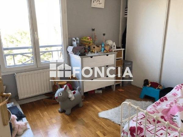 Location Appartement 3 pièces 68.03 m² - 22 AVENUE LANESSAN Champagne Au Mont D'or 69410