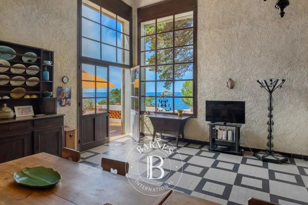 Bandol, Villa 7 Chambres -  260 m² à vendre