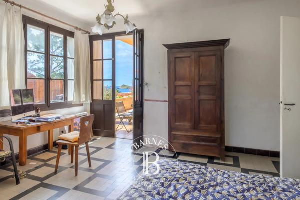 Bandol, Villa 7 Chambres -  260 m² à vendre