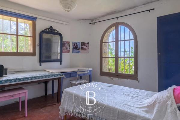 Bandol, Villa 7 Chambres -  260 m² à vendre