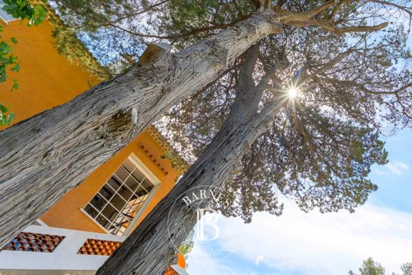 Bandol, Villa 7 Chambres -  260 m² à vendre