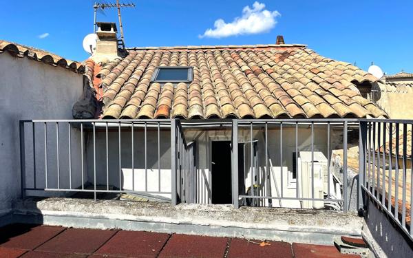 Immeuble à vendre    5 pièces •  Saint-Marcel-d'Ardèche
