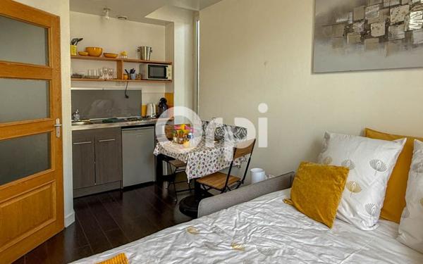 Maison à vendre    6 pièces •  Rochefort