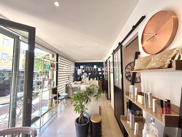 Location Local commercial 1 pièces 30 m2 à Sainte-Maxime