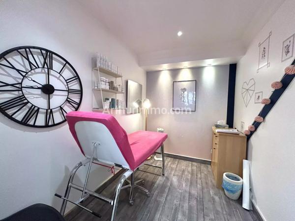 Location Local commercial 1 pièces 30 m2 à Sainte-Maxime